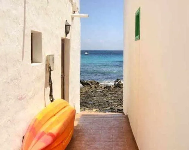 Casa Anclada En Arrieta (Lanzarote)