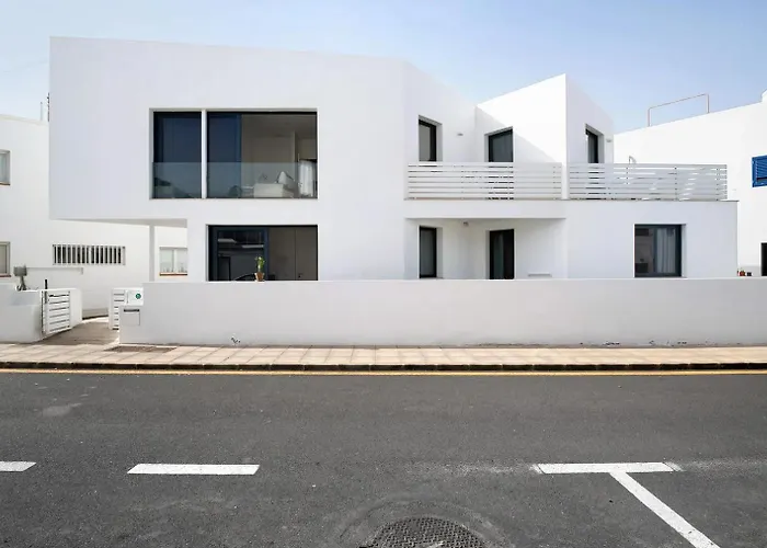Casa Anclada En Apartamento Arrieta (Lanzarote)