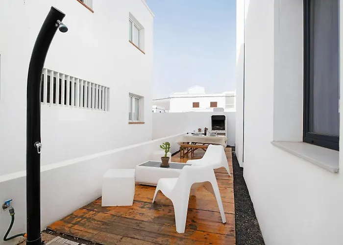 Casa Anclada En Apartamento